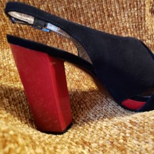 New in box DVF slingback chunky heel shoes